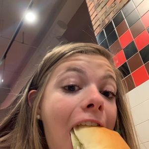 Meet your Posher, Cason